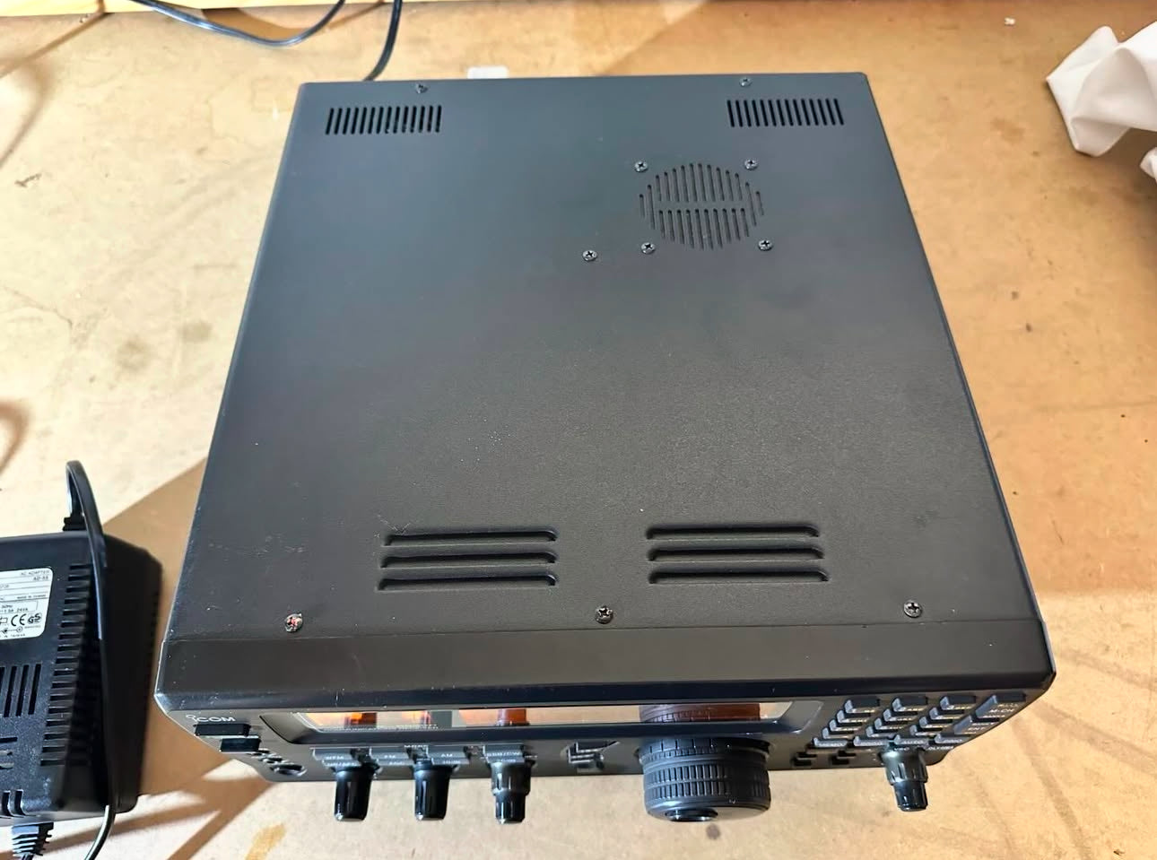 ICOM IC-R 8500