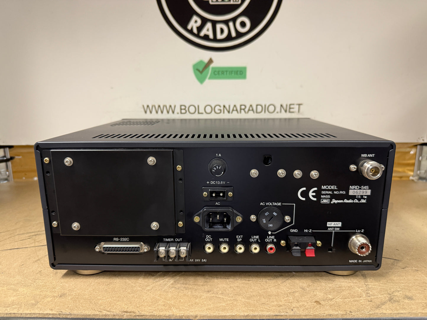 Jrc 545 dsp + RX 0-1Ghz CHE-199 + SP NVA88 pari al nuovo