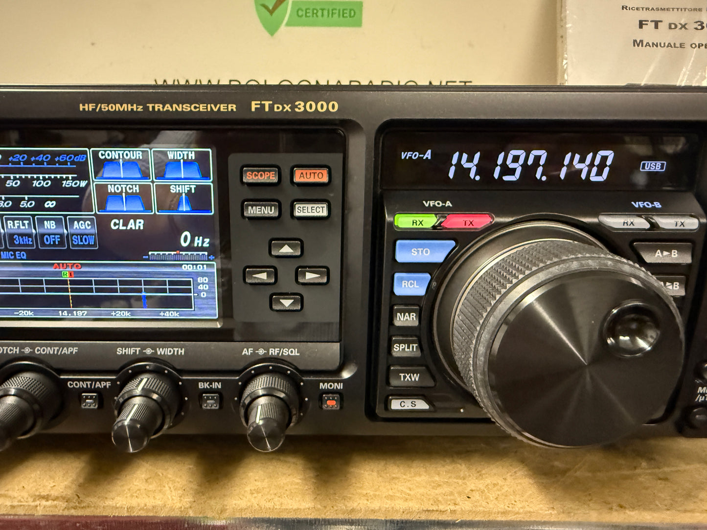 Yaesu FTDX 3000 + DVS6 + imballo originale pari al nuovo