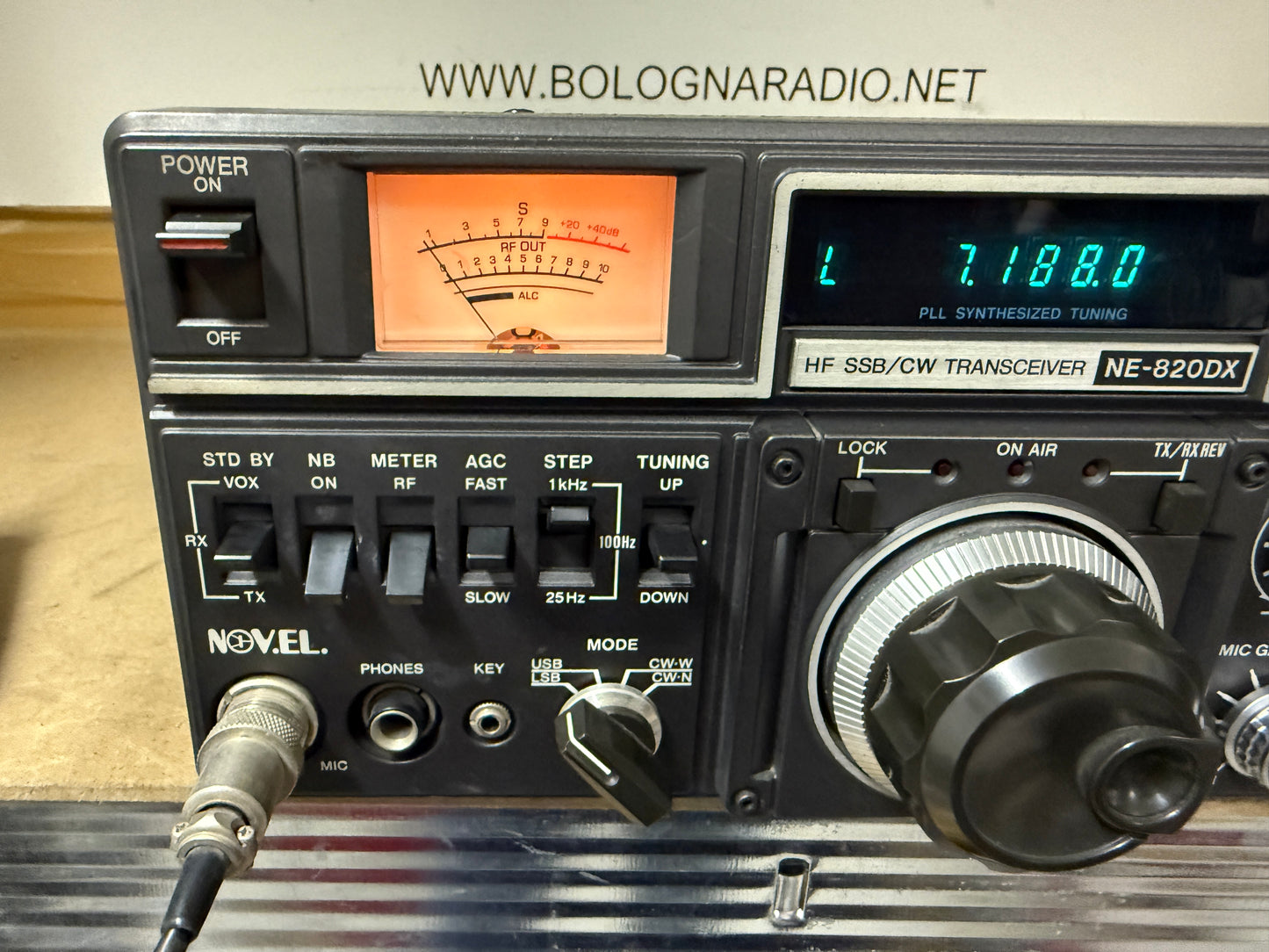 Novel NE 820 DX + Mike NE M 80 perfetto