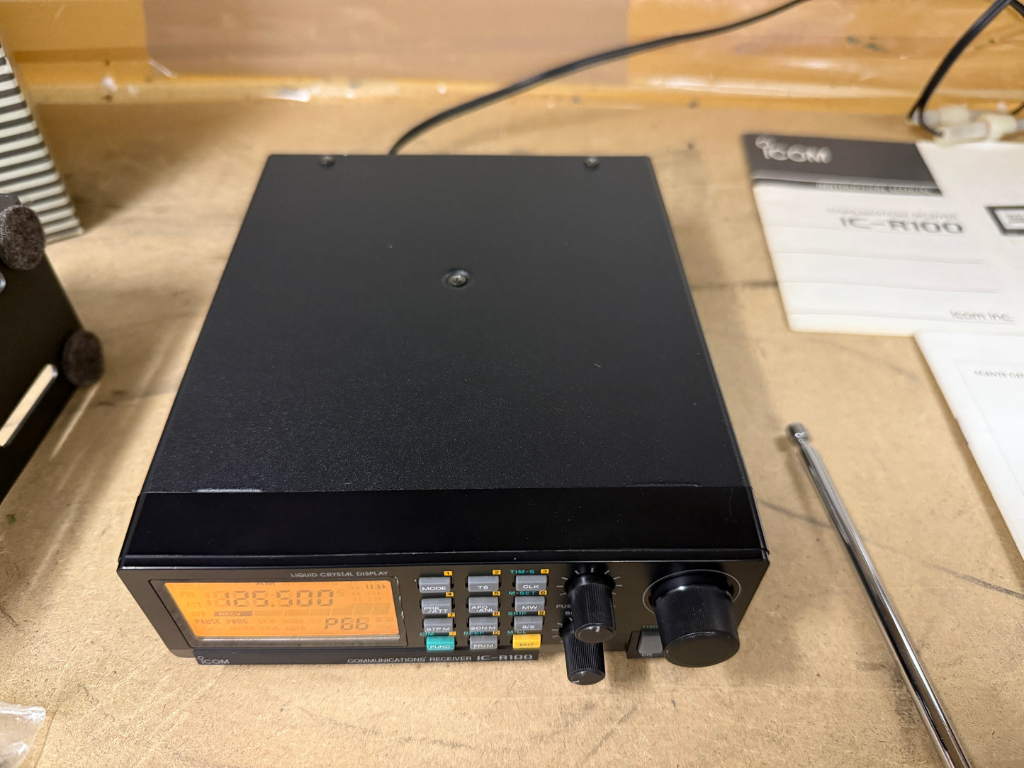 Icom ic r 100 pari al nuovo full set garanzia 12 mesi