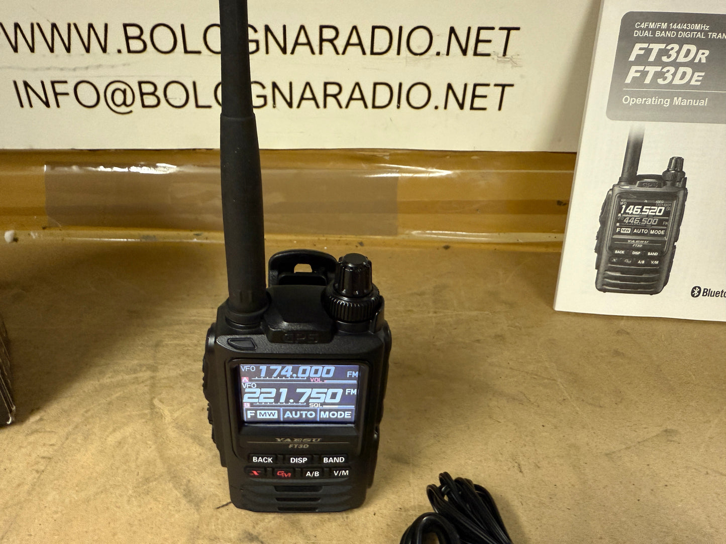 Yaesu FT 3 DE pari al nuovo full set