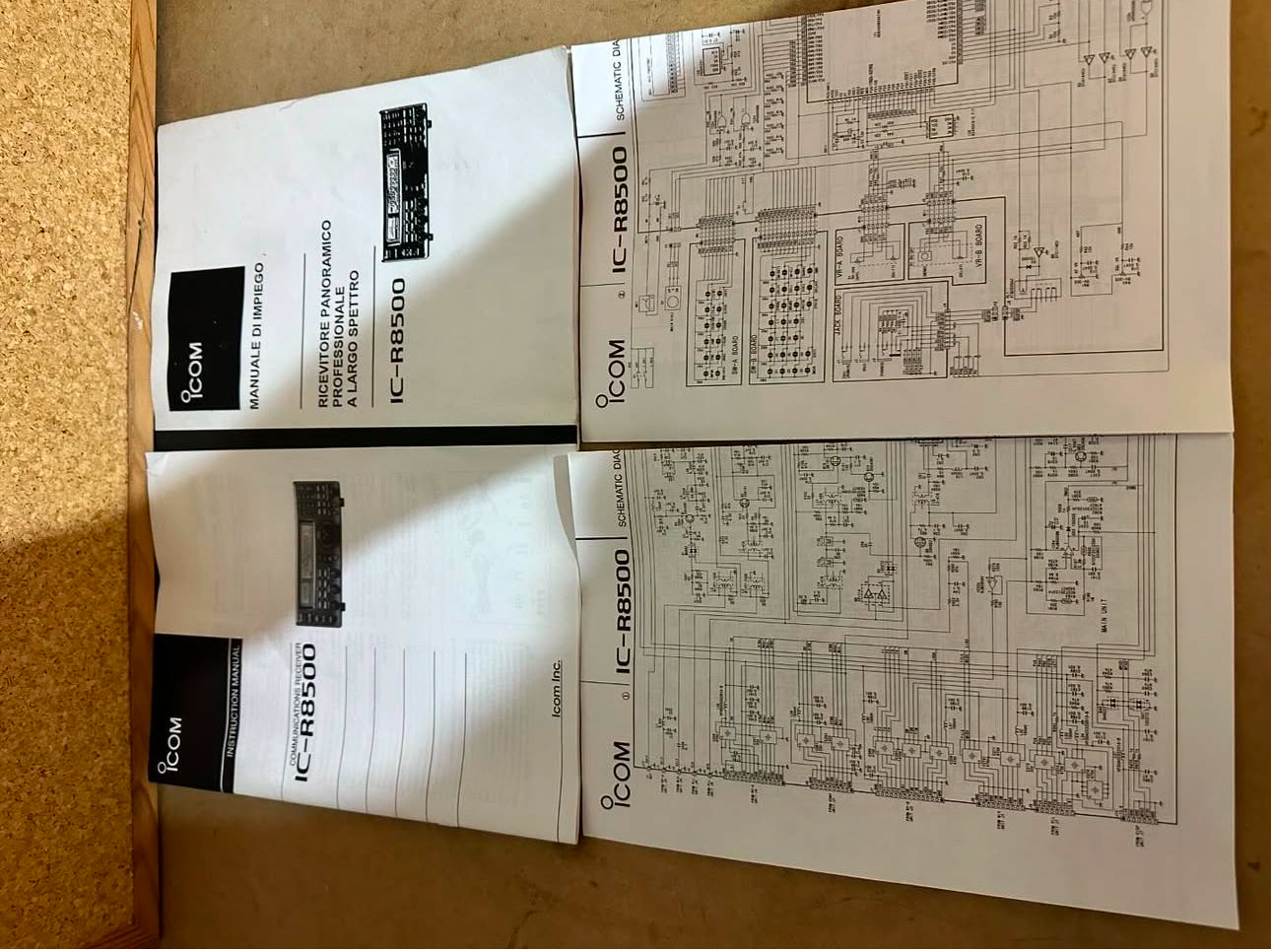 ICOM IC-R 8500