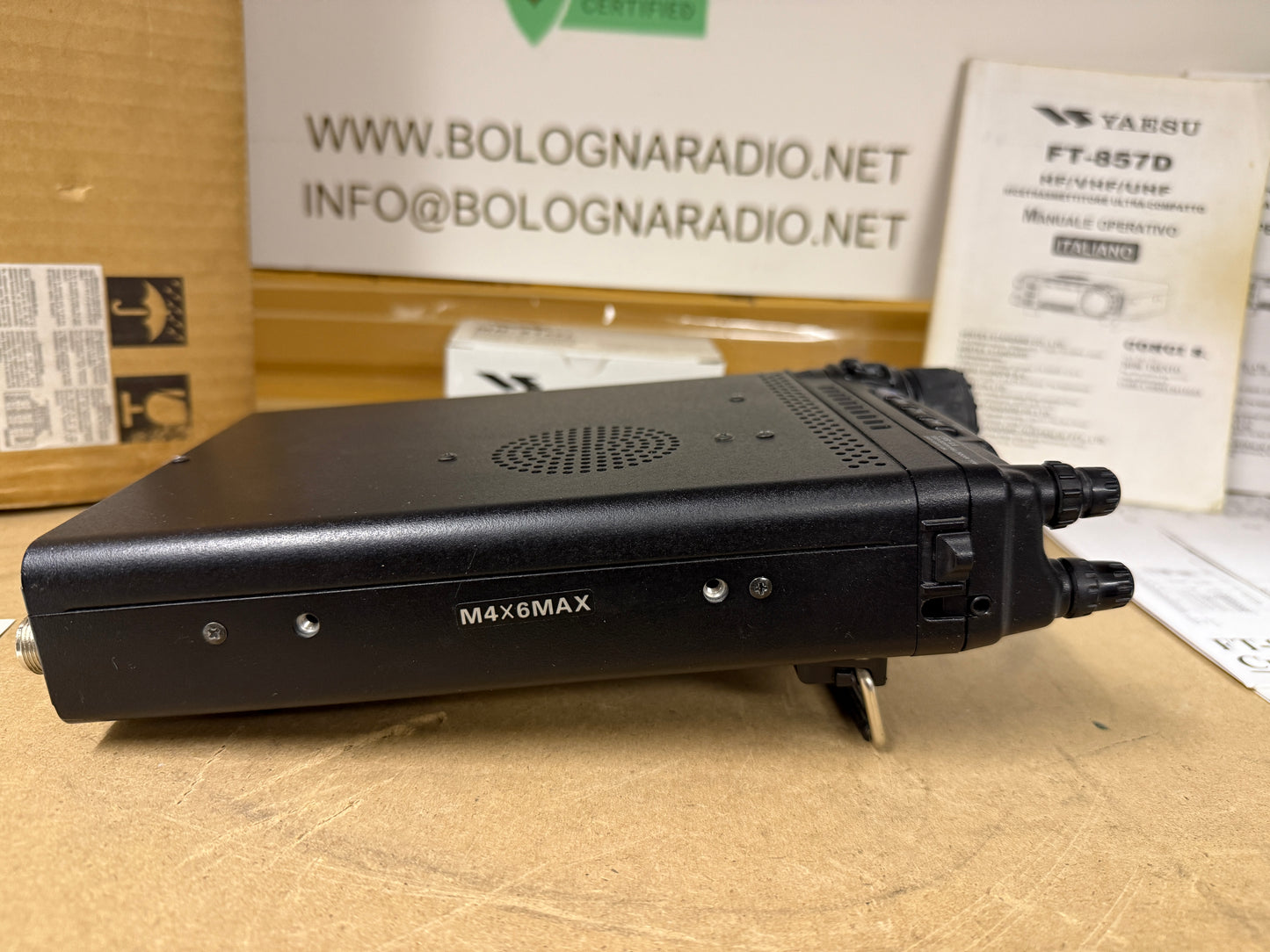 Yaesu ft 857D pari al nuovo espansa