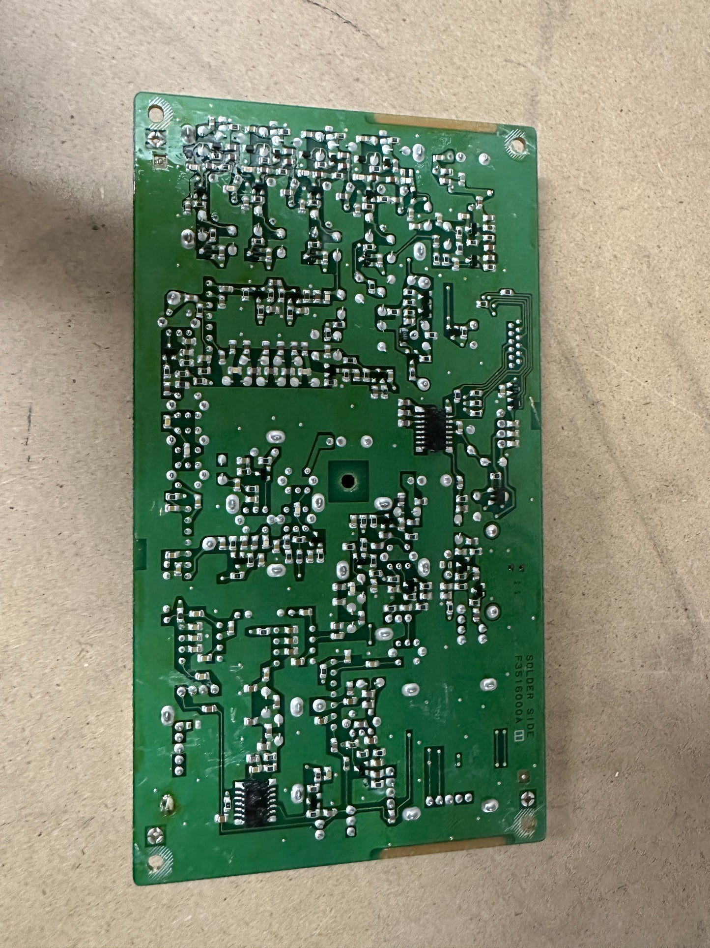 Yaesu ft1000mp scheda
F3516000A