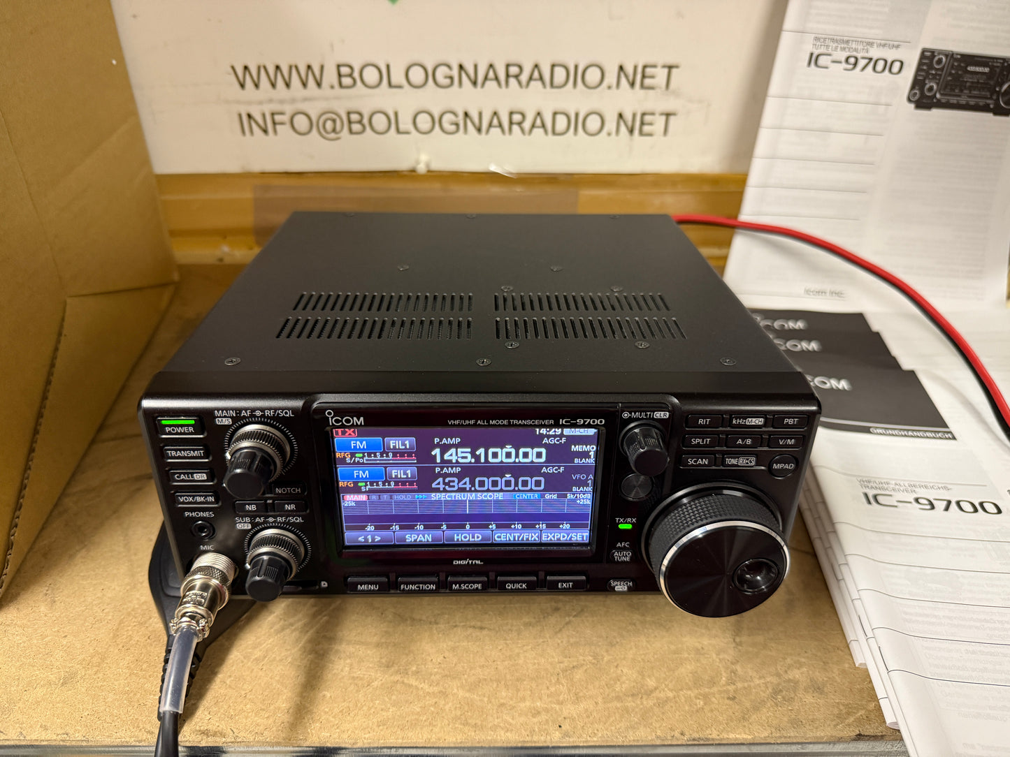 Icom ic 9700 pari nuovo completo garanzia 12 mesi