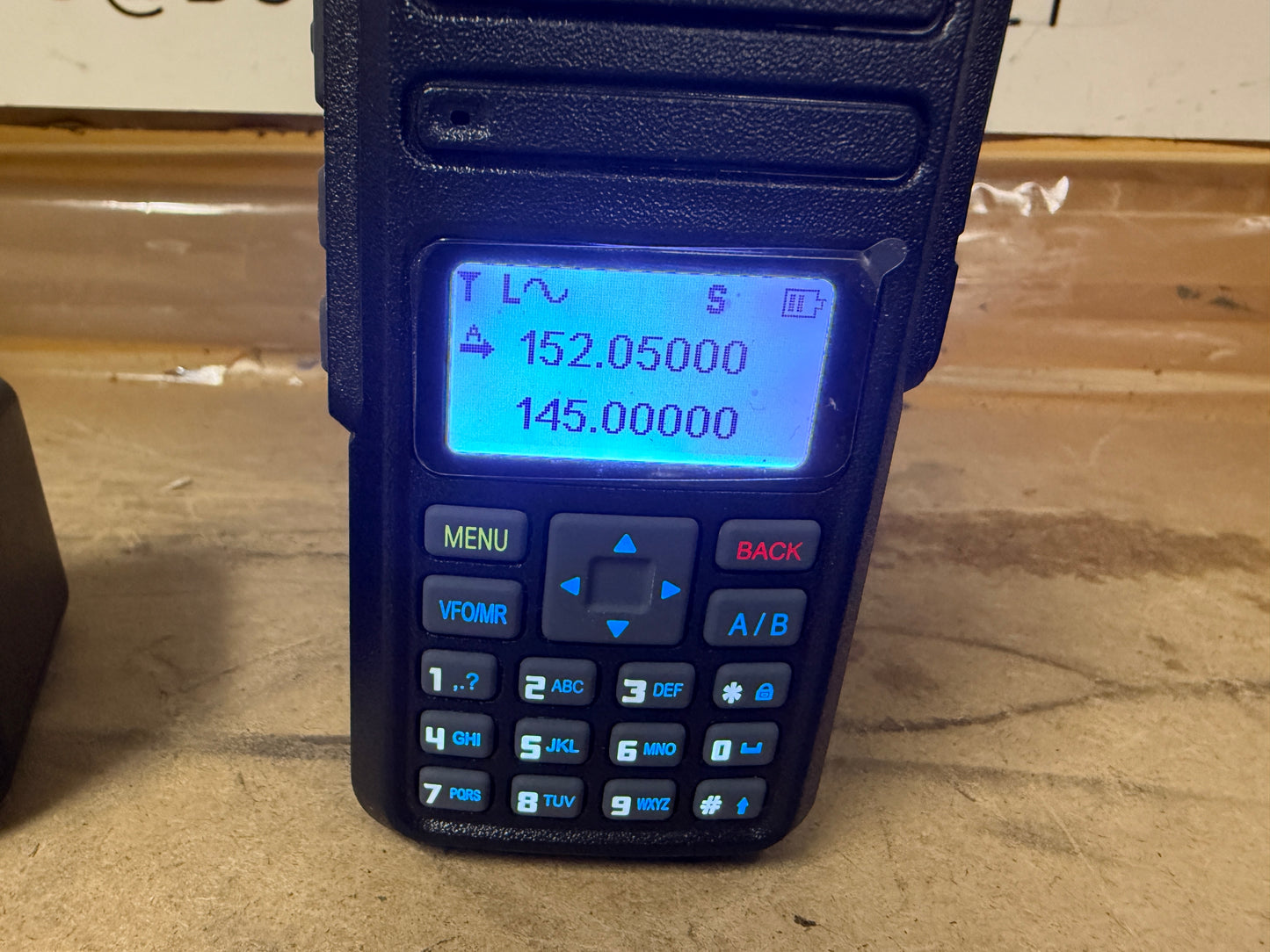 Baofeng DMR DR-1801 VHF/UHF pari al nuovo