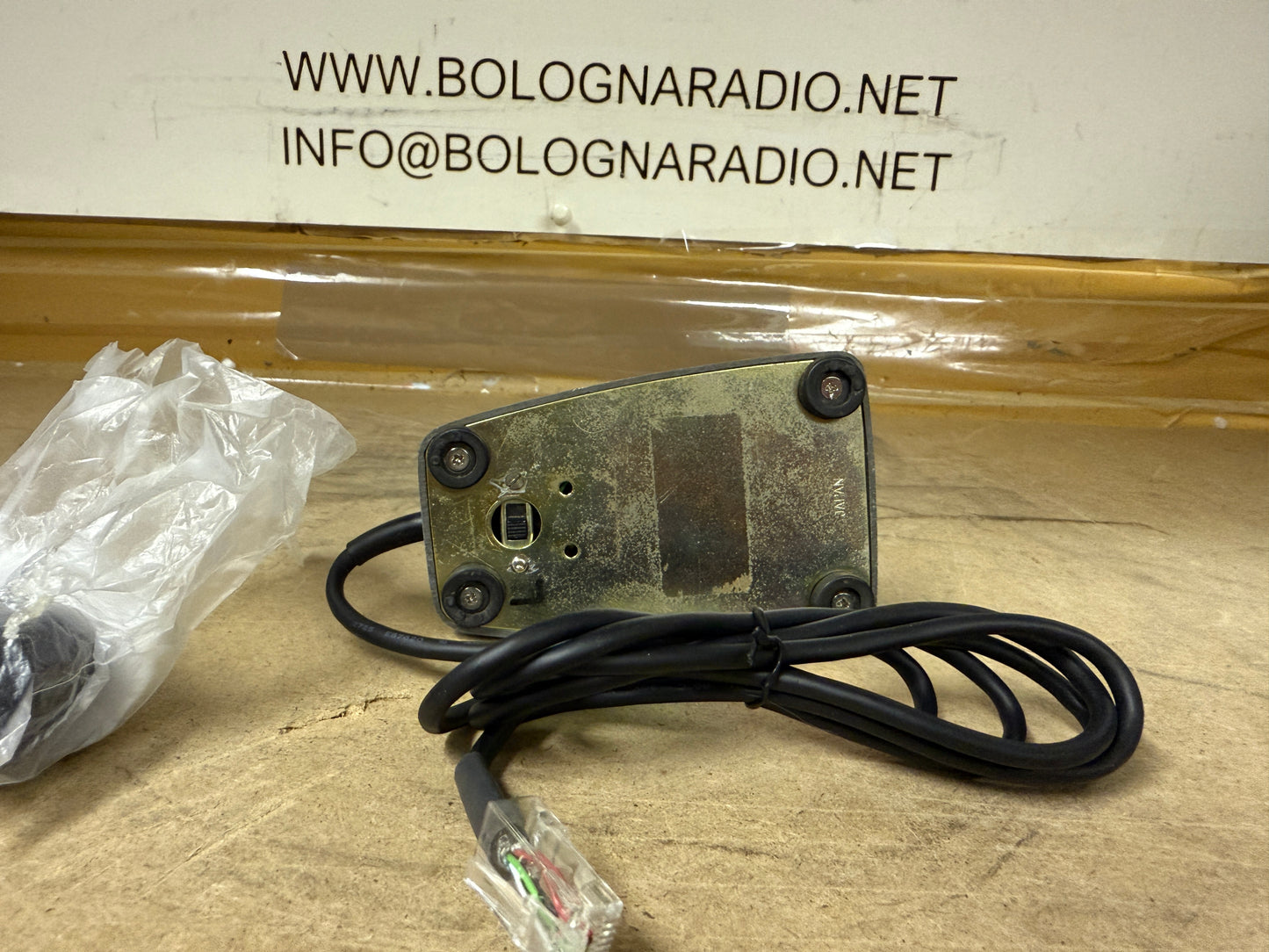 Mike da tavolo cablato plug