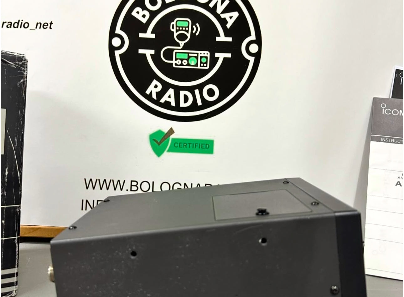 Ottimo Icom AT-150 Accordatore di antenna automatico