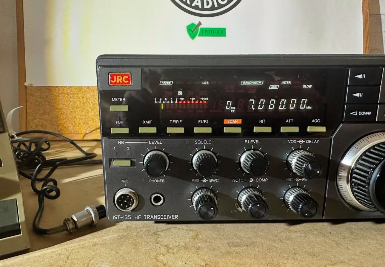 JRC-135 tenuto benissimo e perfettamente funzionante 150watt