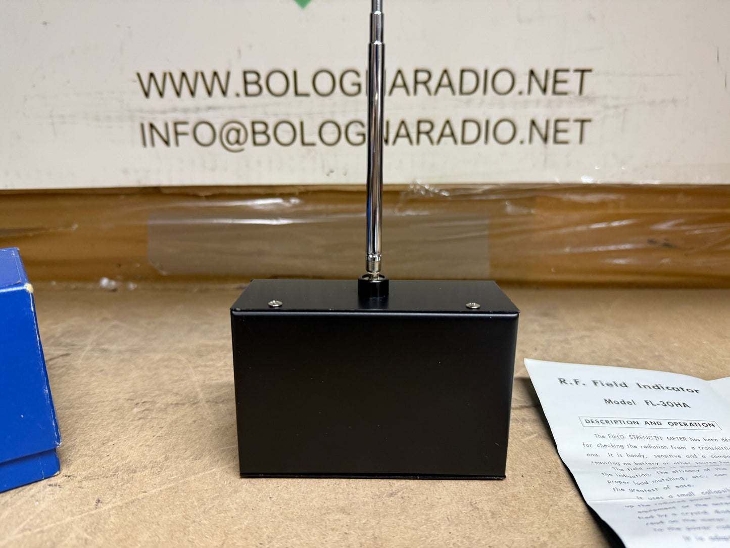 Indicatore di campo R.F. FL-30HA