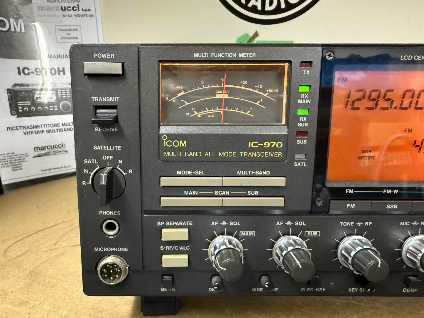 A1 Icom ic 970 + 1.200 Mhz + RX 50/905 Mhz + PS35 Garanzia 12 Mesi