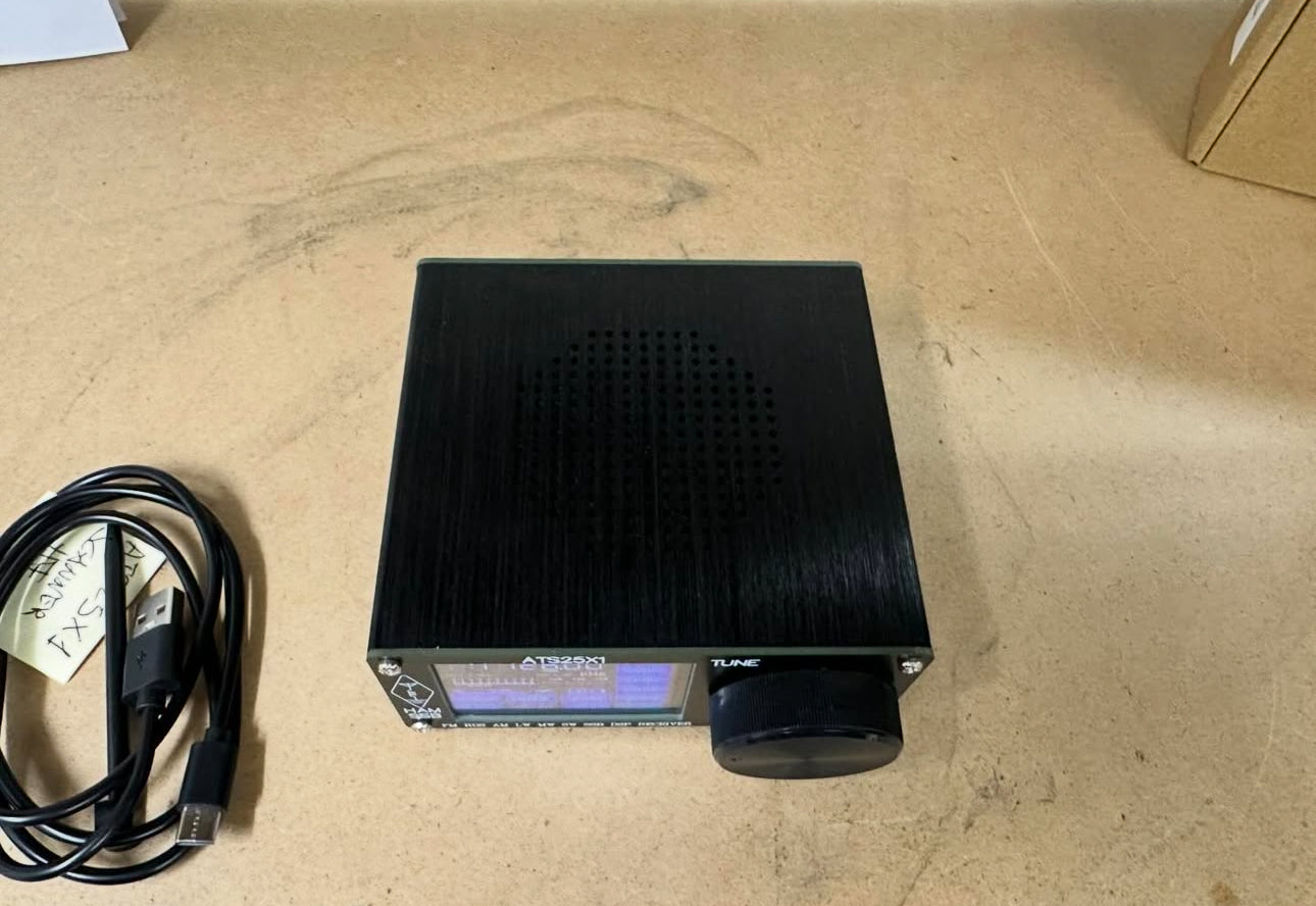 Radio ricevitore ATS25X1 aggiornato con schermo touchscreen da 2,4 pollici