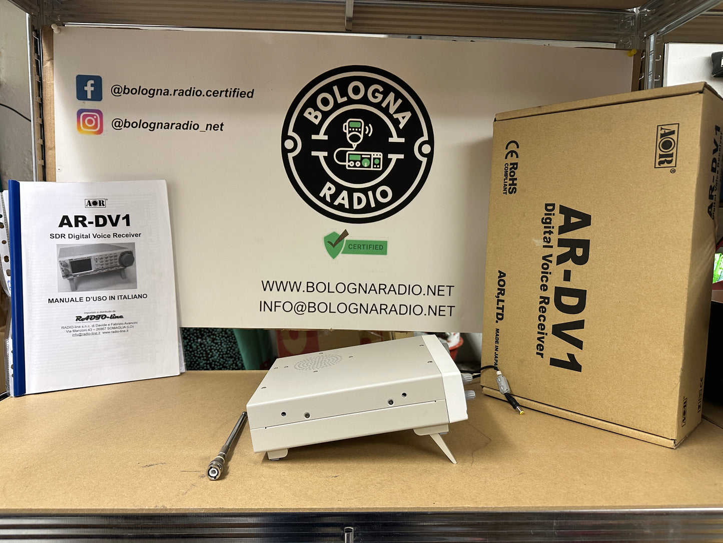 Ricevitore scanner AOR DV-1 pari al nuovo