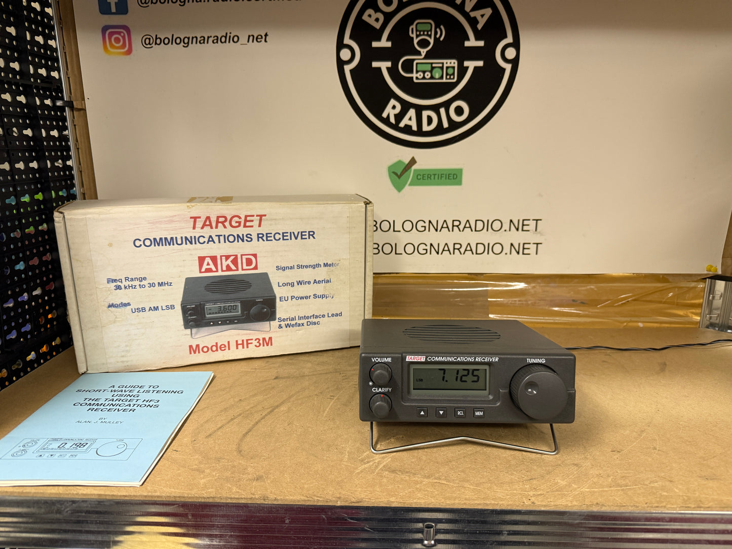 TARGET HF3/M ricevitore HF pari al nuovo
