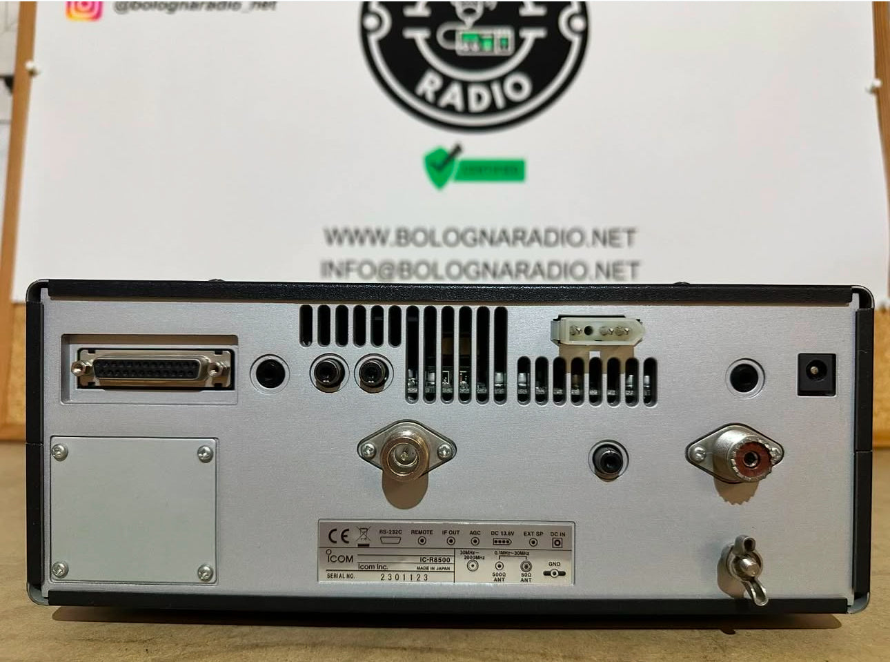 ICOM IC-R 8500