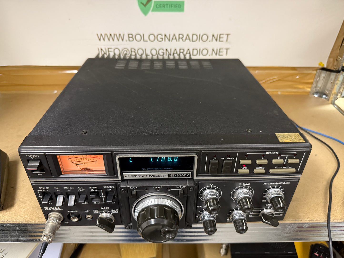 Novel NE 820 DX + Mike NE M 80 perfetto