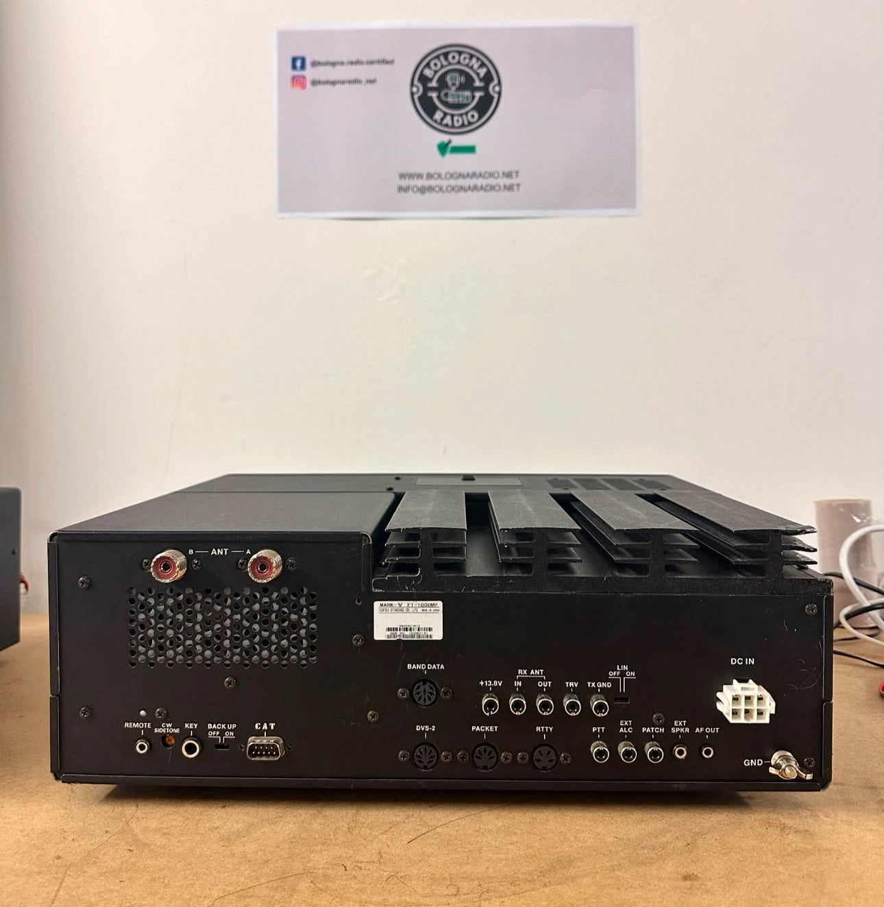 Ricetrasmettitore YAESU FT-1000MP MARK-V 200 watt