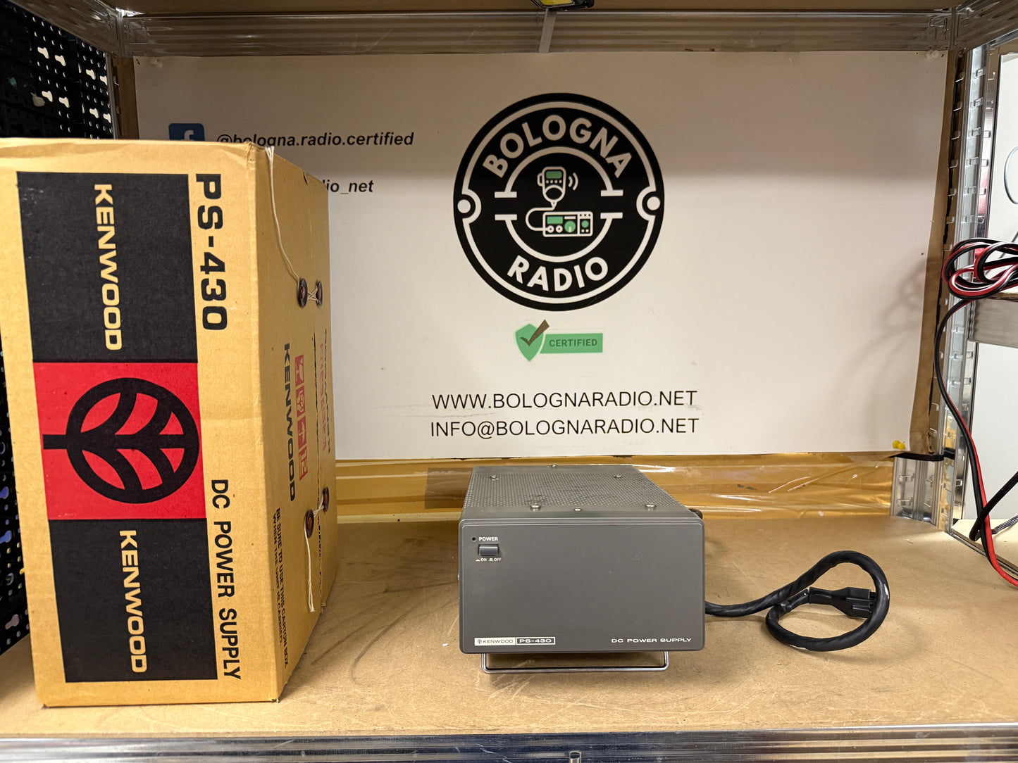 Kenwood PS 430 alimentatore di linea 20 A.