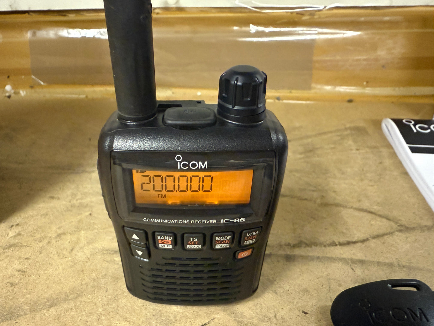 Icom IC r6 pari al nuovo Garanzia 12 Mesi