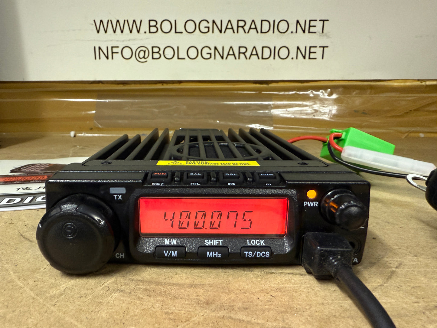 Anytone at 588 UHF 400/480 Mhz 45 watt