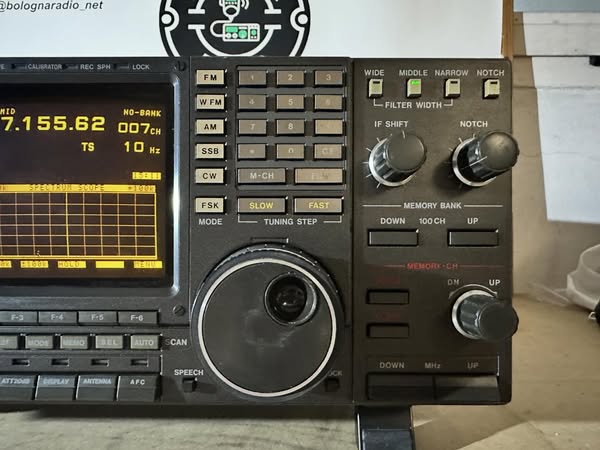 icom IC-R9000 Ricevitore scanner