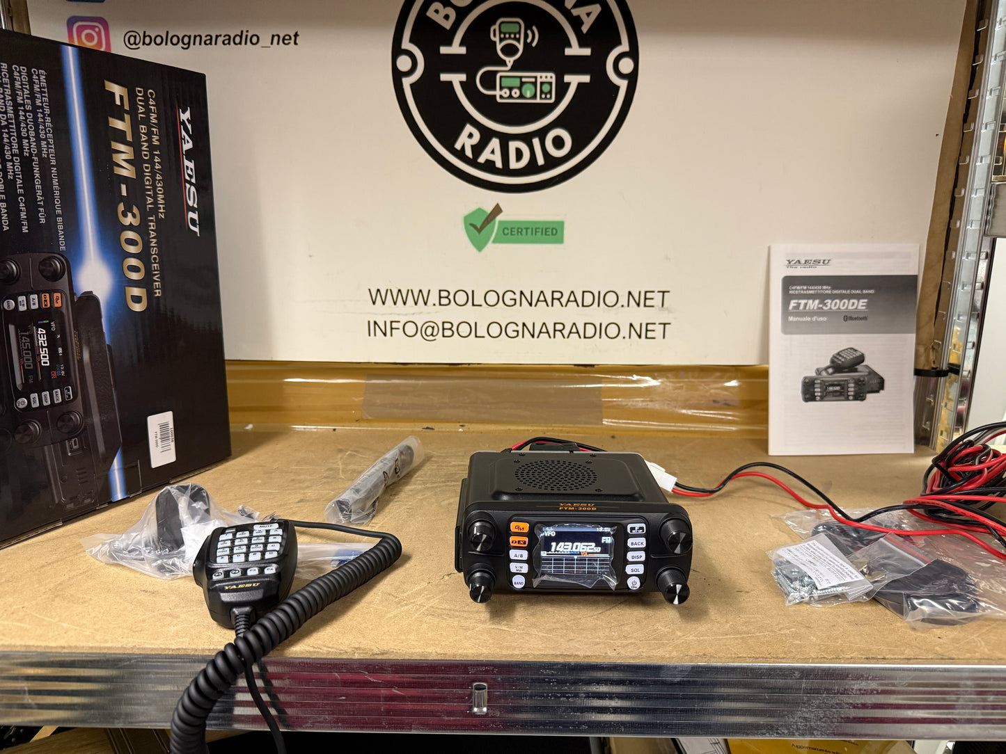 Yaesu ftm 300 D nuovo garanzia 5 anni