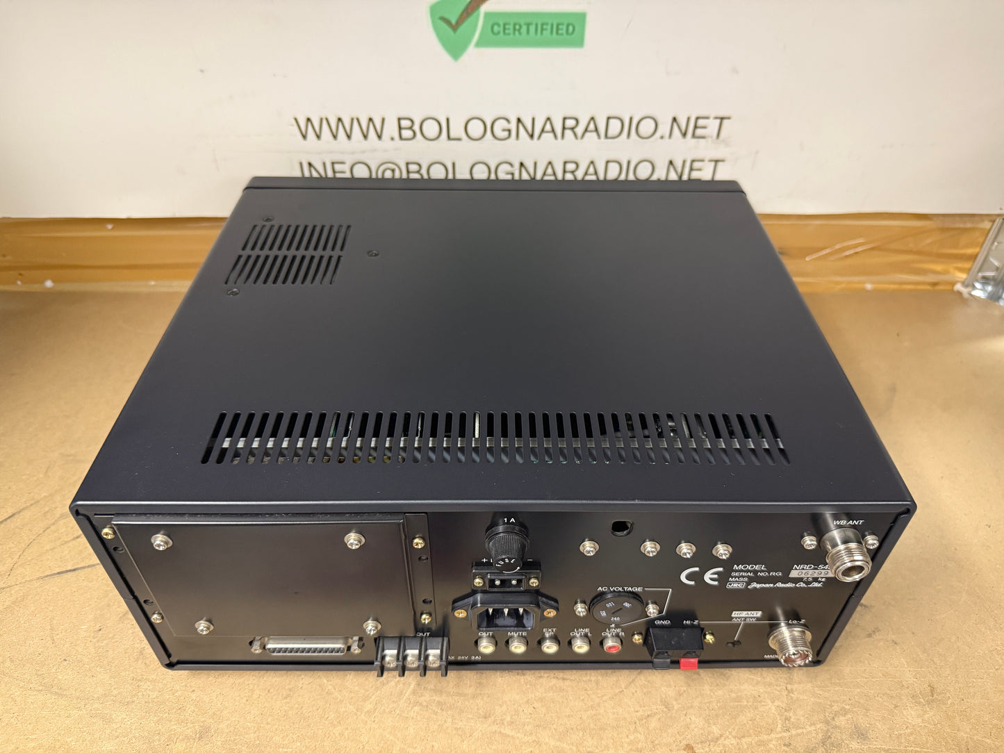 Jrc 545 dsp + RX 0-1Ghz CHE-199 + SP NVA88 pari al nuovo