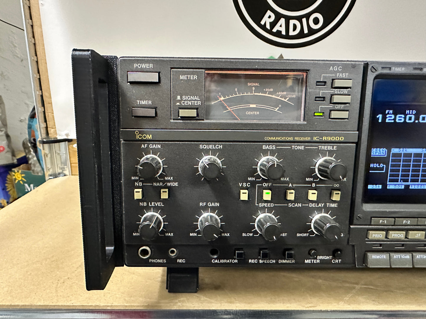 icom ic R 9000 LCD