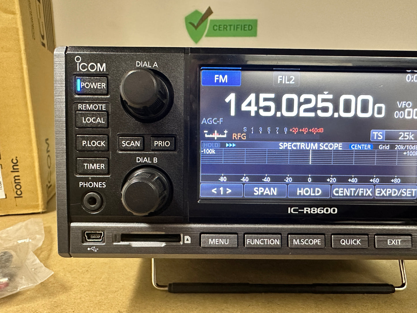 Ricevitore scanner Icom IC-R 8600 pari al nuovo