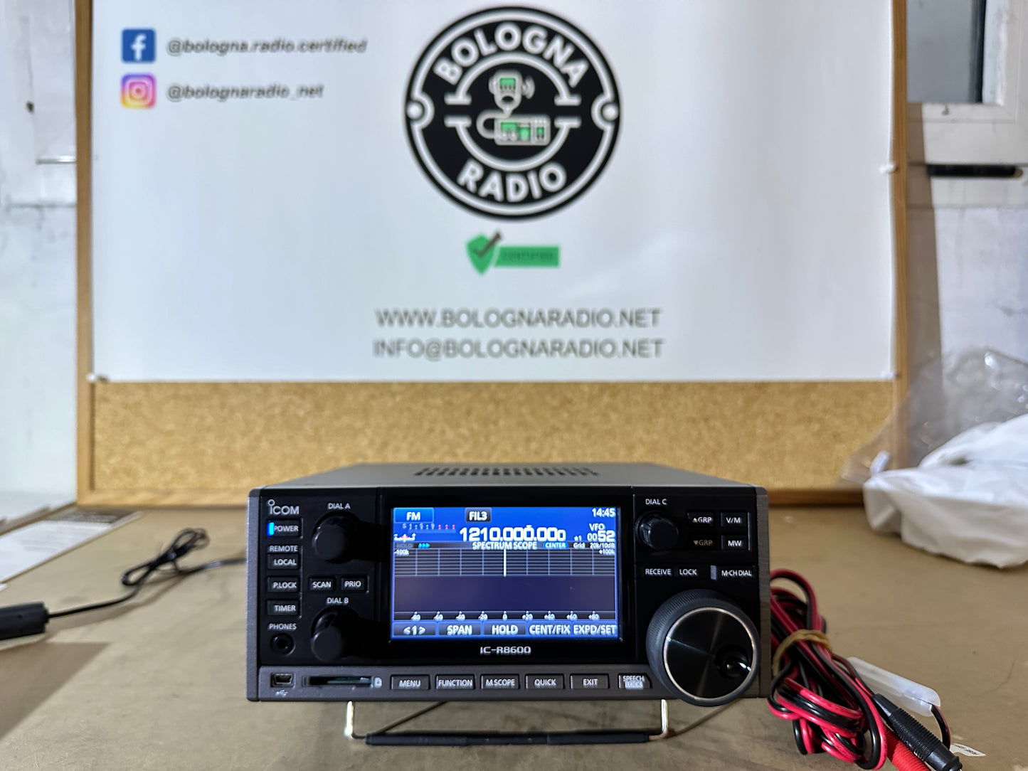 Ricevitore Icom ic-r8600 + AD55NS maggio24 pari al nuovo