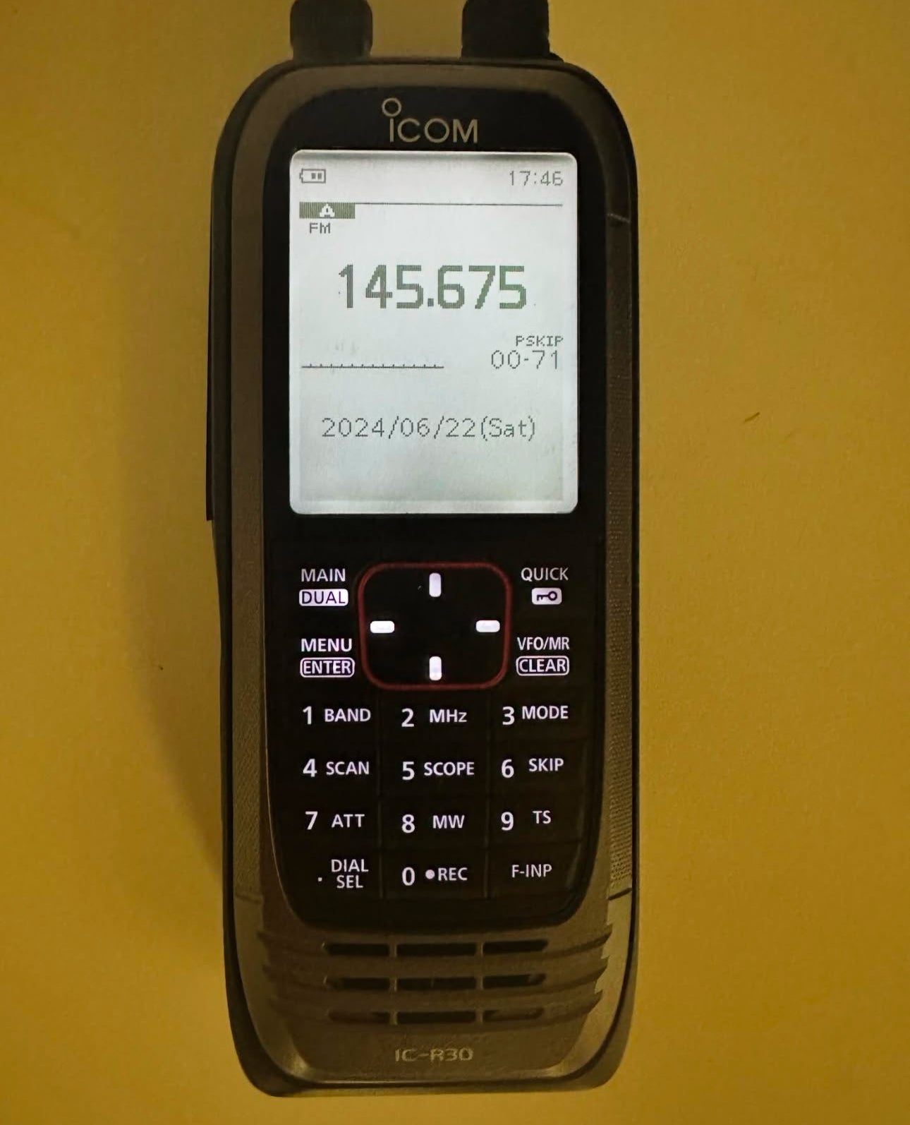 Ricevitore icom ic-r30 Pari Al Nuovo