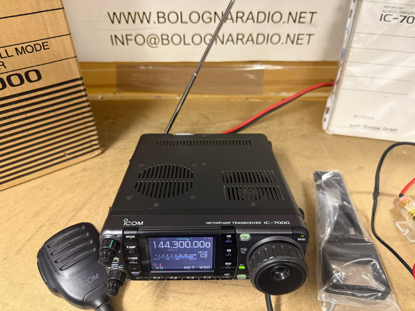 Icom IC 7000 espansa imballo garanzia 12 mesi