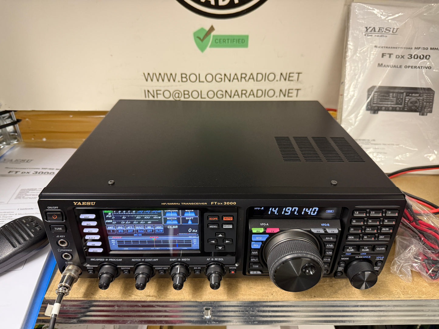 Yaesu FTDX 3000 + DVS6 + imballo originale pari al nuovo