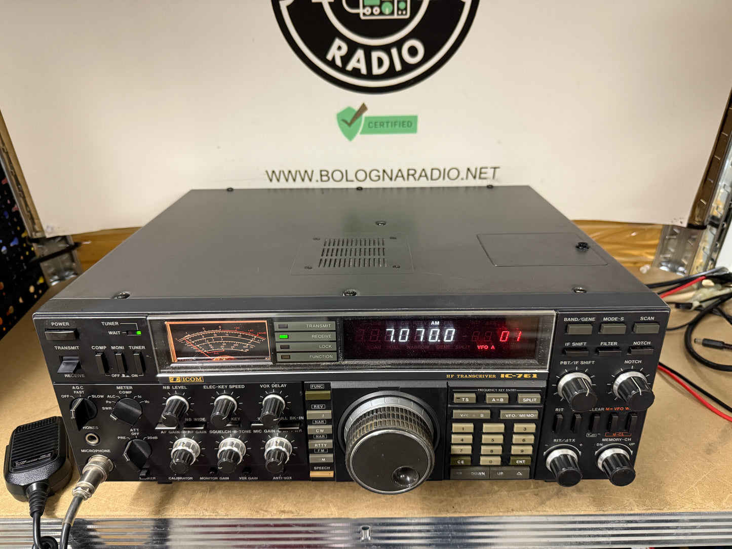 Icom ic 761 elettronica 100% estetica discreta