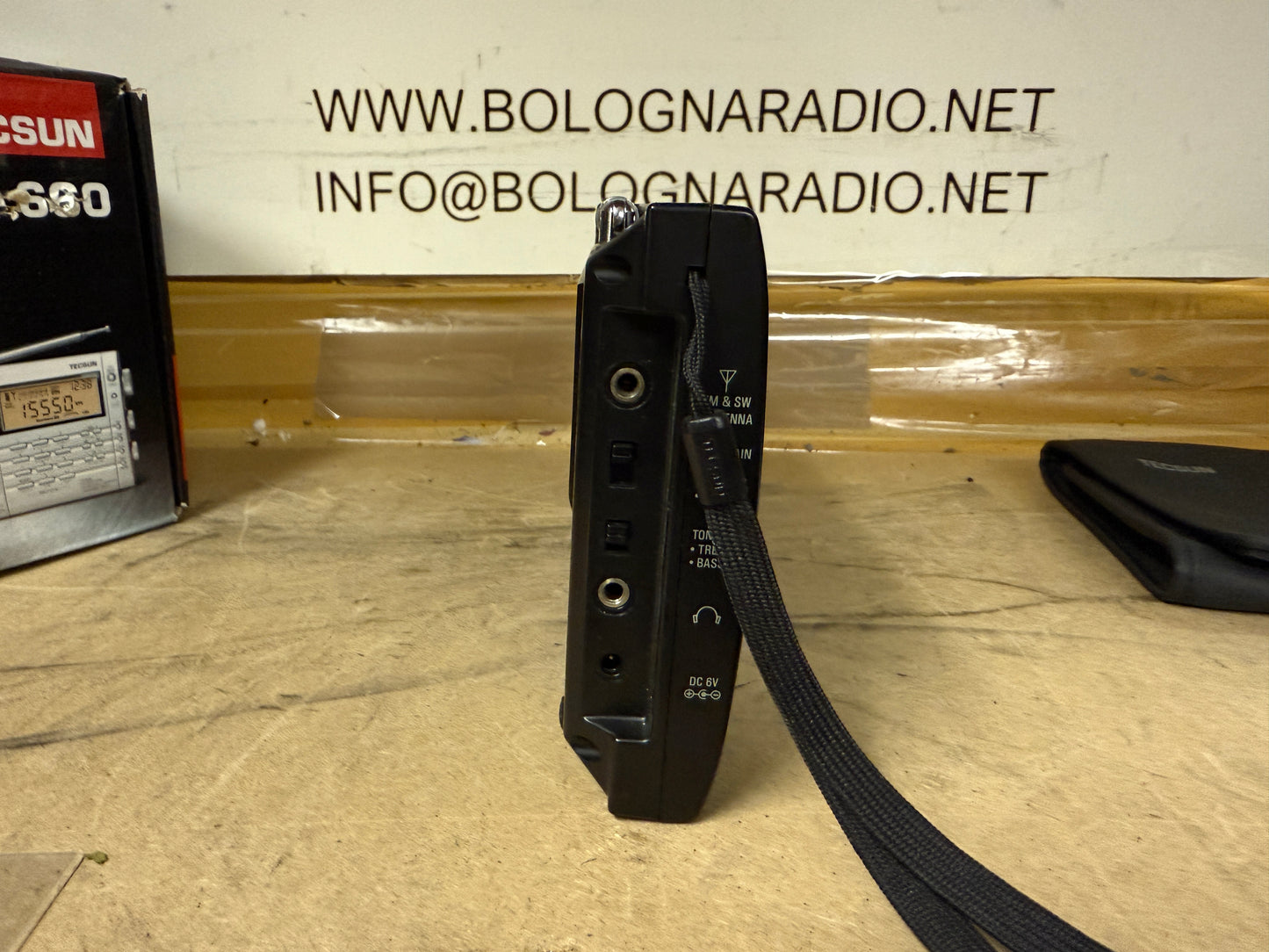 Tecsun PL 660 pari al nuovo 1,7-30 MHz+ VHF AIR BAND Garanzia 12 Mesi
