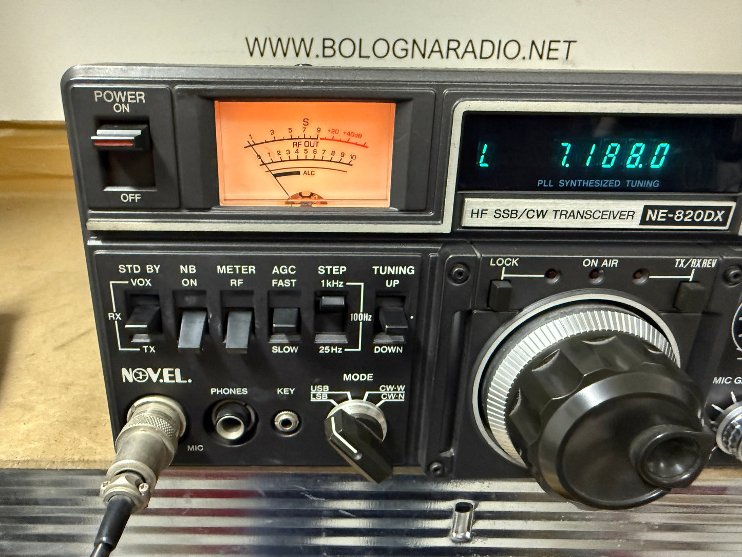 A1 Novel NE 820 DX + Mike NE M 80 revisionato perfetto