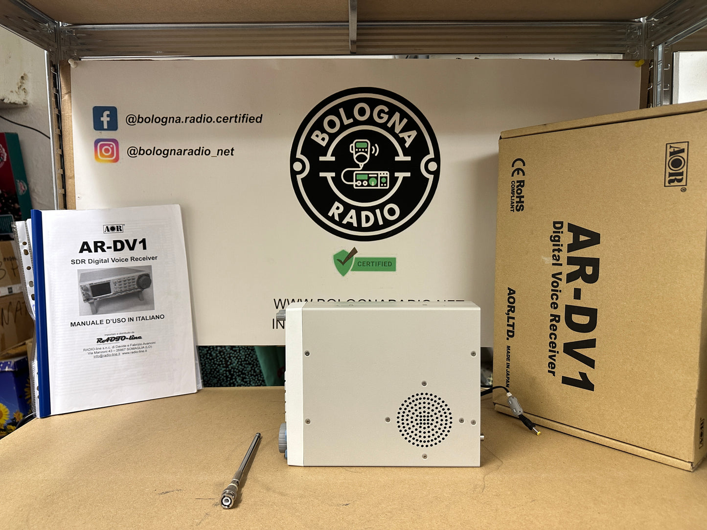 Ricevitore scanner AOR DV-1 pari al nuovo
