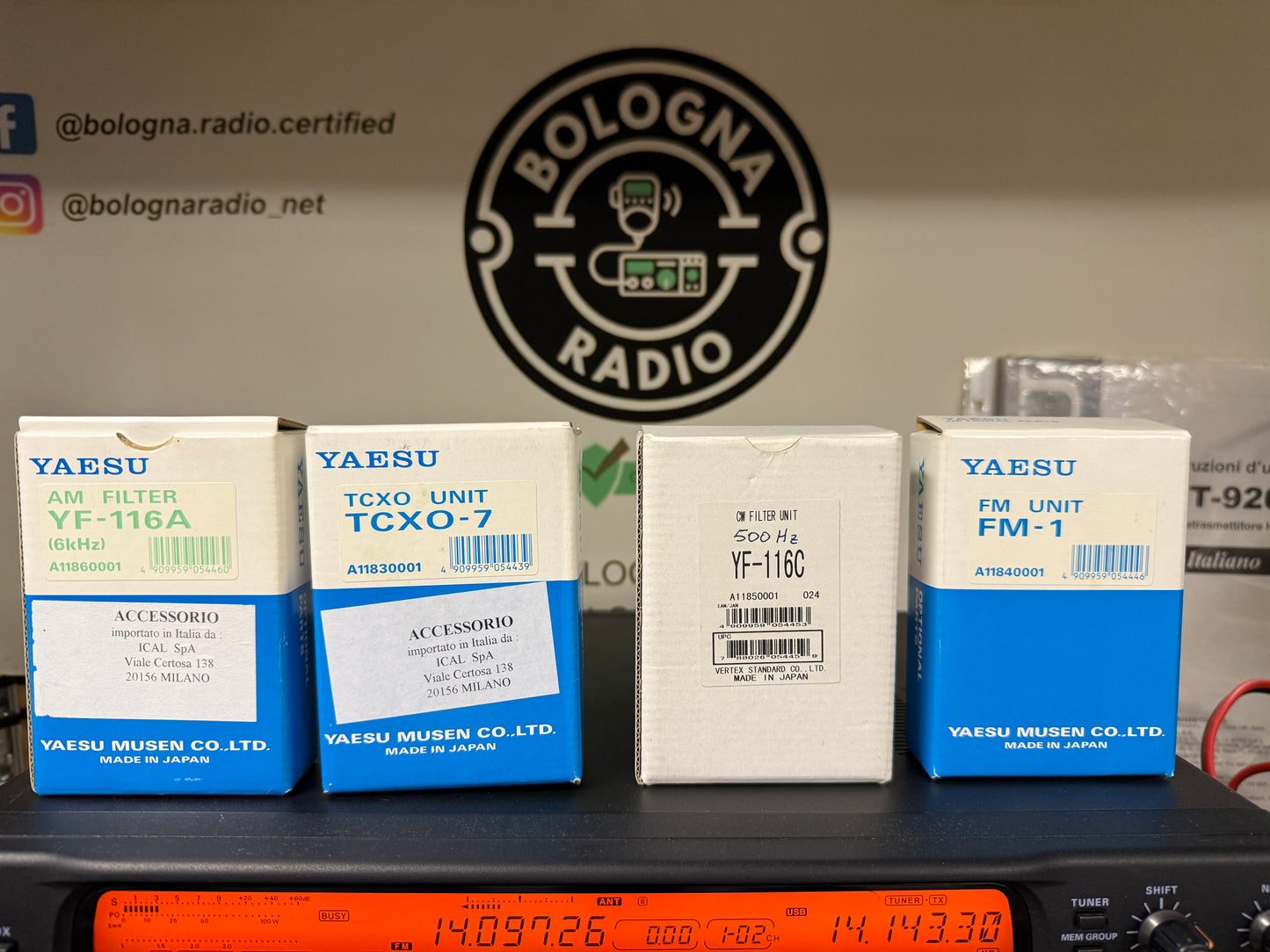 Yaesu FT 920 + filtro Am + filtro 500 hz + scheda FM + tcxo7 + imballo
