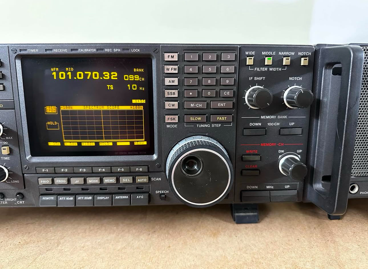 Ricevitore icom ic-r9000 + sp20