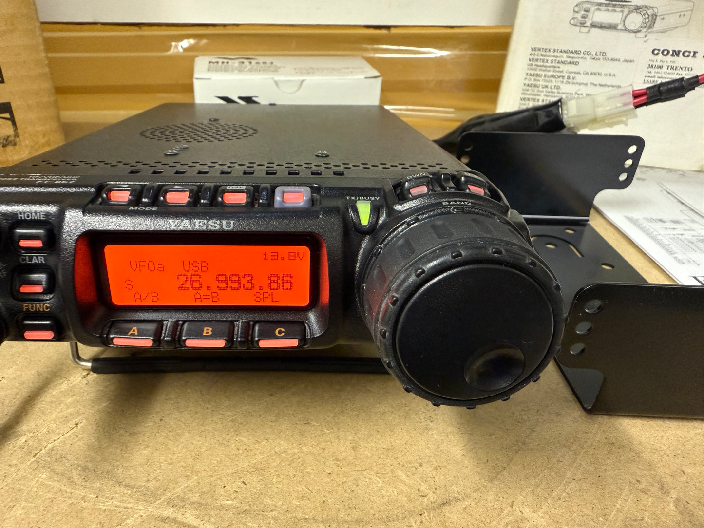 Yaesu ft 857D pari al nuovo espansa