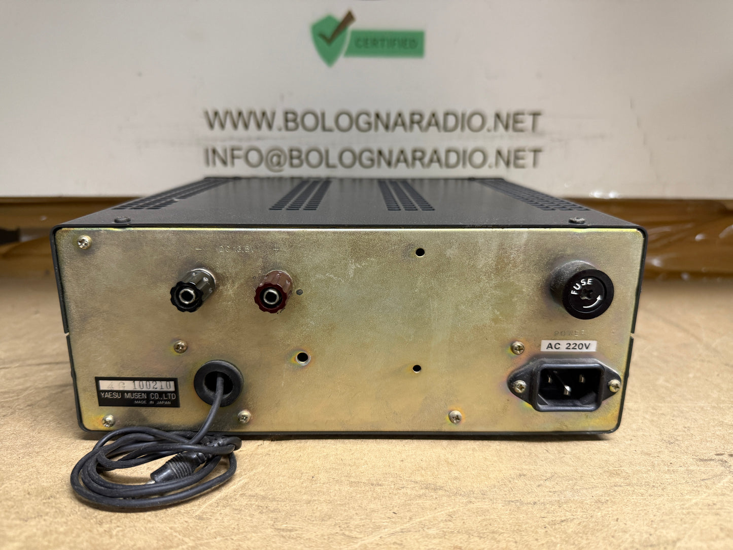 Yaesu FP 700 alimentatore speaker