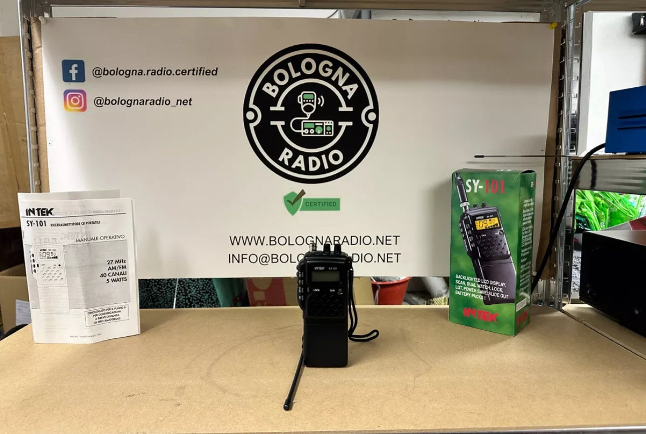 INTEK SY 101 CB OMOLOGATO PORTATILE AM FM 400 canali
