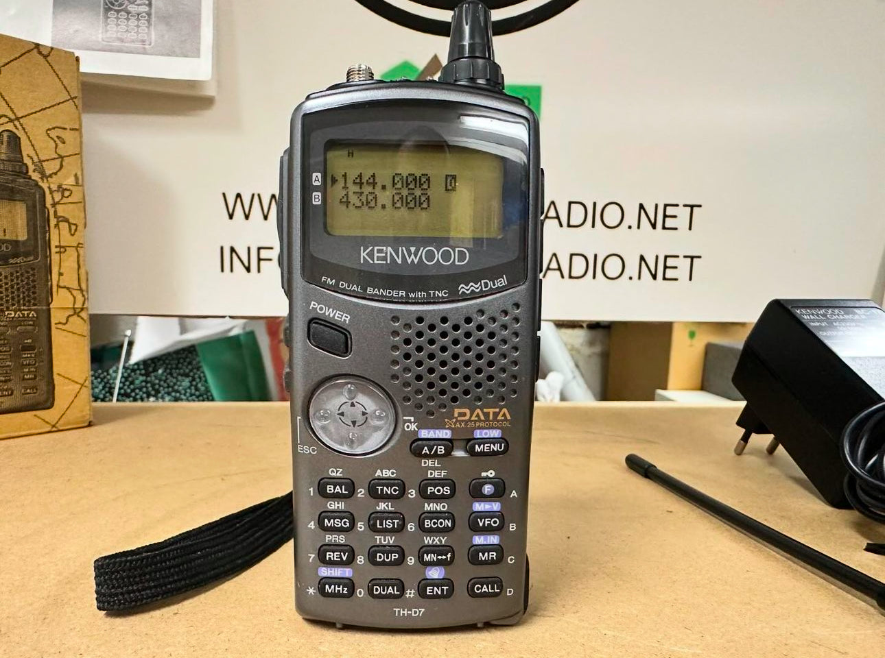 Kenwood TH-D7E pari al nuovo