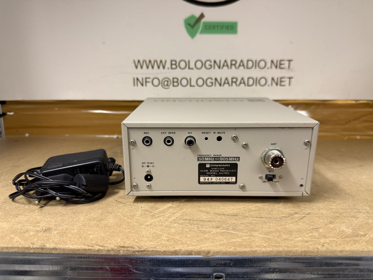 Standard AX 700 ricevitore scanner 50-905 MHz perfetto