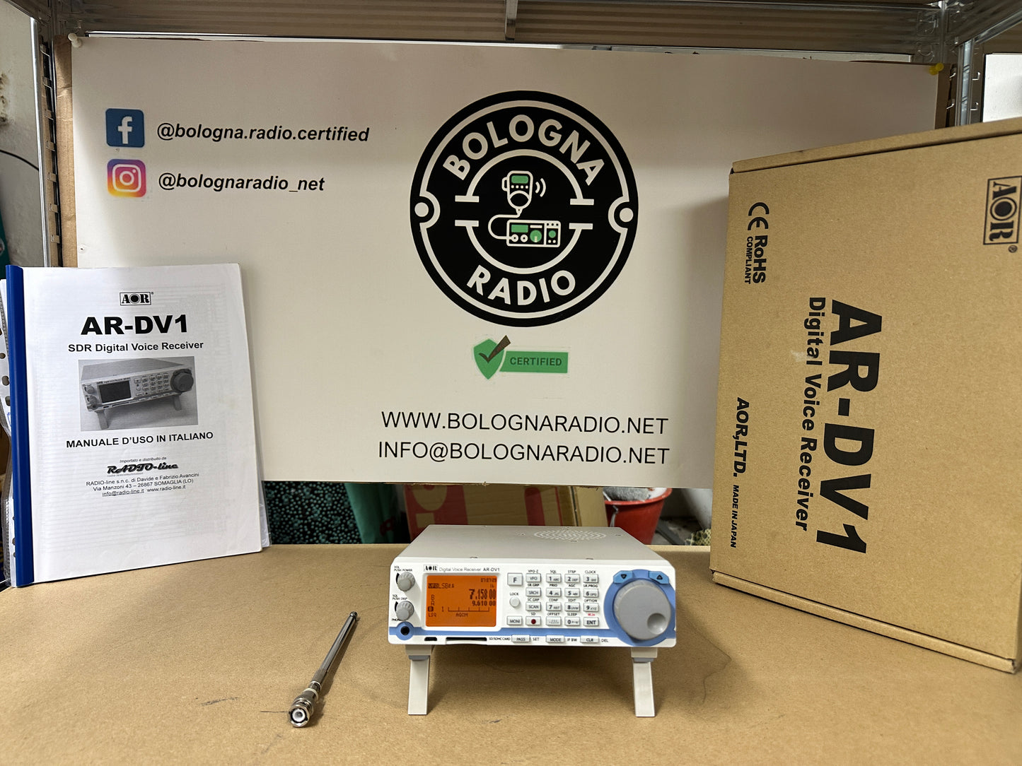 Ricevitore scanner AOR DV-1 pari al nuovo