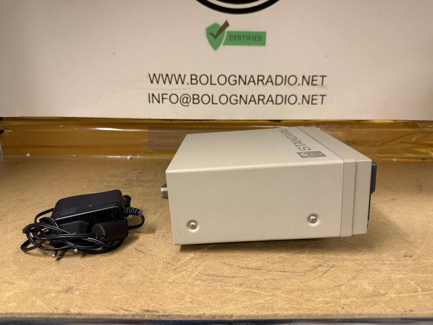 Standard AX 700 ricevitore scanner 50-905 MHz perfetto