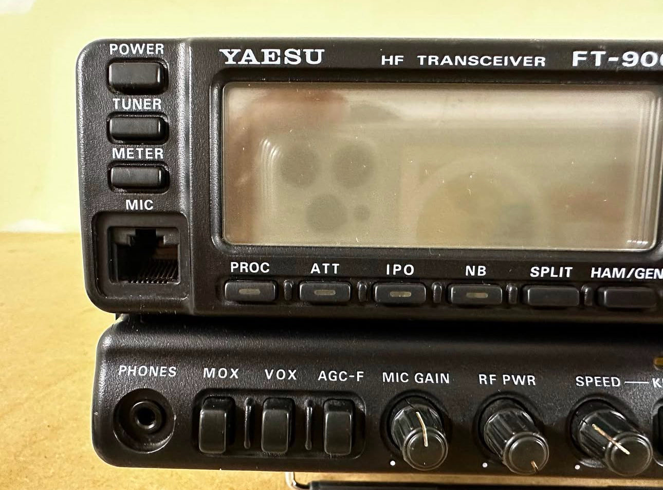 Ricetrasmettitore Yaesu FT900
Perfettamente funzionante