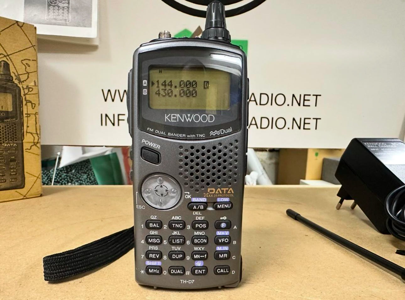 Kenwood TH-D7E pari al nuovo