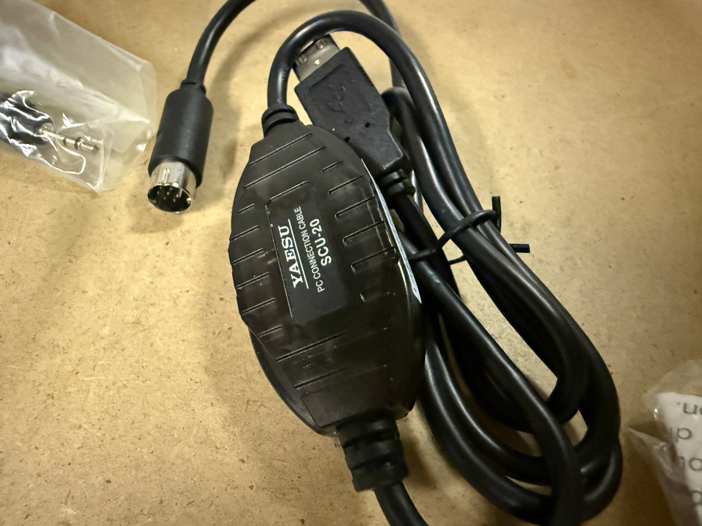 Yaesu FTM 100 DR + SCU 20 pari al nuovo garanzia 12 mesi
